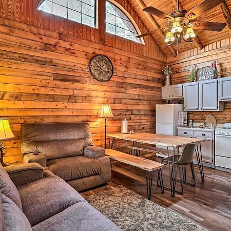 Broken Bow Log Cabin With Fire Pit, Pond, And Deck! Eksteriør bilde