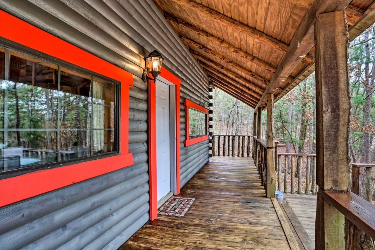 Broken Bow Log Cabin With Fire Pit, Pond, And Deck! Eksteriør bilde
