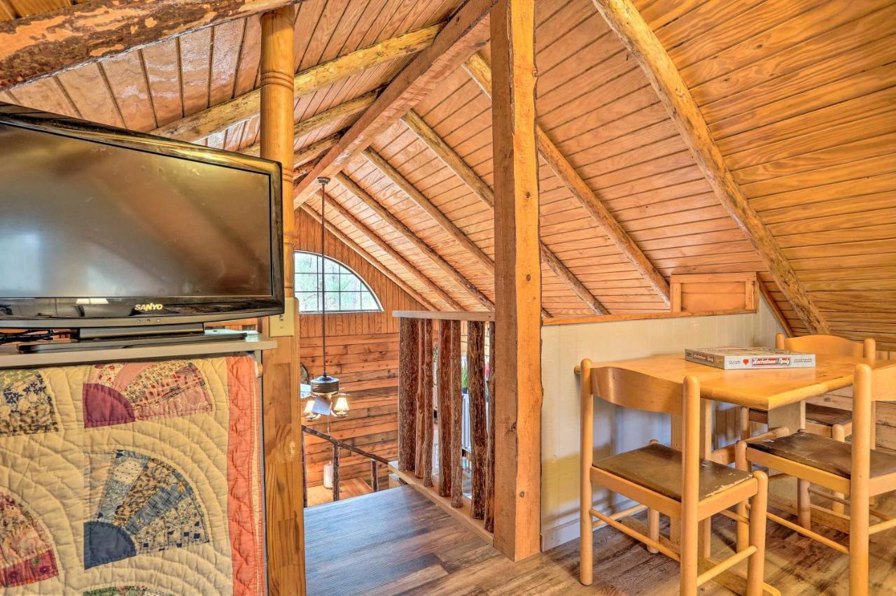 Broken Bow Log Cabin With Fire Pit, Pond, And Deck! Eksteriør bilde